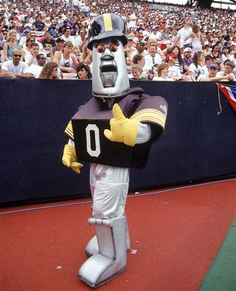 In 1995 NFL Unveiled Some Bizarre Mascots That Were Never Seen Again ...