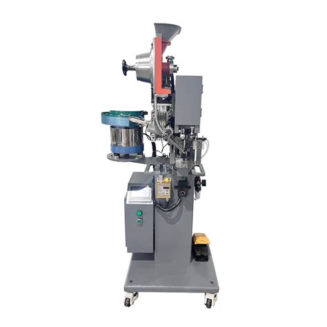 Automatic V Hook Button Riveting Machine For Tactical Boots Combat