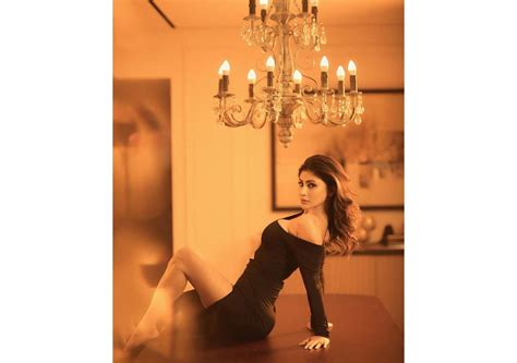 Mouni Roy Showed Bold Look Wearing Black Dress Each Picture Went Viral मौनी रॉय ने ब्लैक