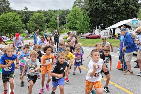 Monadnock Ledger Transcript Photos Hancock Old Home Days Include Run