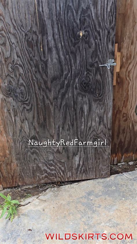 Naughtyredfarmgirl Red Farmgirl Naughtyredfarmgirl Pollyheadley Nude OnlyFans Instagram