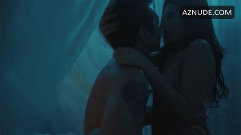 LAMPAS LANGIT NUDE SCENES AZNude