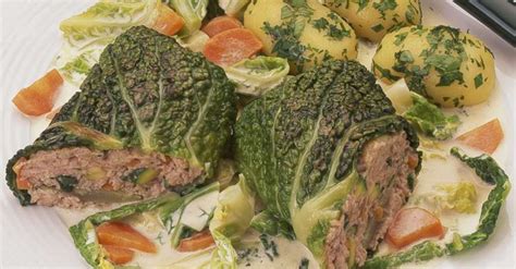 Savoy Cabbage Wrapped Pork With Parsley Potatoes Recipe Eat Smarter Usa