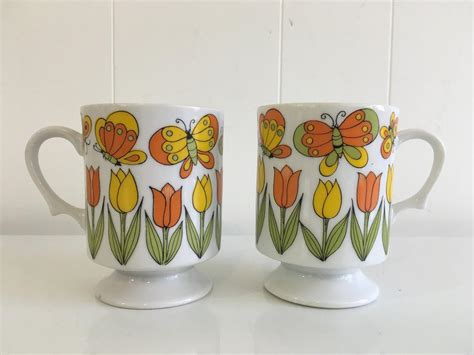 Vintage Tulip Butterfly Mugs Set Of Two 2 Pedestal Stacking Flowers