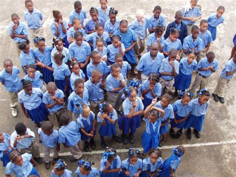 Girls Education In Dominica The Borgen Project