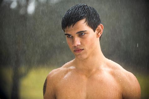 Taylor Lautner Shirtless Wallpaper