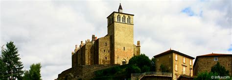 Saint Symphorien sur Coise ville fortifiée au cœur des Monts du Lyonnais