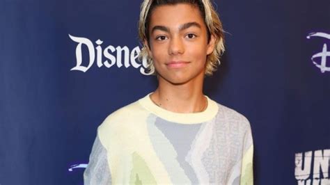 Malachi Barton Wiki Age Height Girlfriend Parents Ethnicity Net Hot