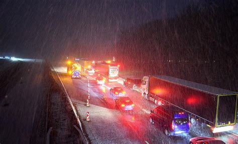 A Autobahn Wegen Sch Den An Talbr Cke In L Denscheid Voll Gesperrt