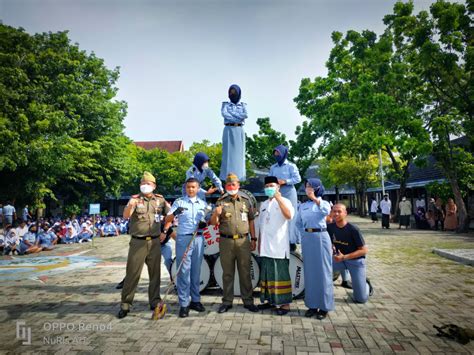 Kasatpol Pp Provinsi Jawa Tengah Apresiasi Upacara Bendera Smkn