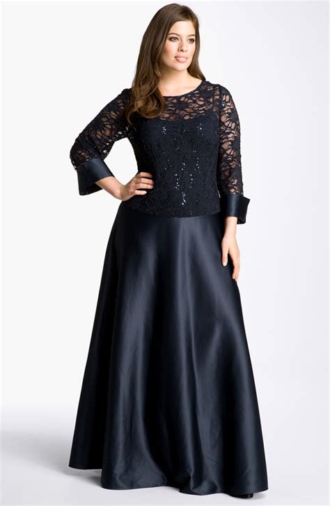 Кружевные платья - фото, обзоры и отзывы