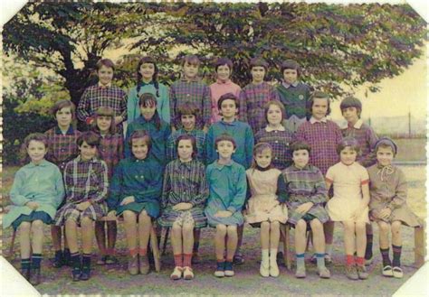 Photo De Classe Ce1 Ce2 De 1965 Ecole Fontgrande Saint Benoit De