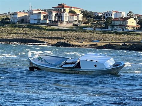 Ayvalık ta Fırtına Tekneleri Batırdı