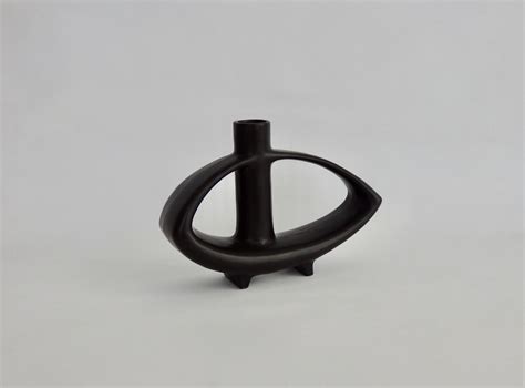 Modernist Japanese Toyo Matte Black Ikebana Sculptural Vase At 1stDibs