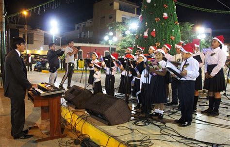 Portal Informativo Jos Reyes Realiz Encendido De Rbol Navide O En