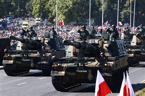 [KH Explains] Financing limbo threatens W30tr Polish arms deal-프린트화면