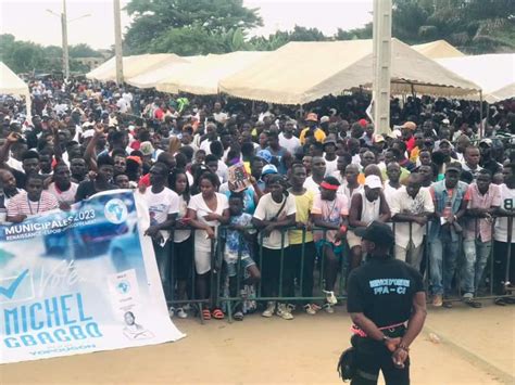 Meeting de clôture de la campagne de Michel Gbagbo Yopougon dit OUI au