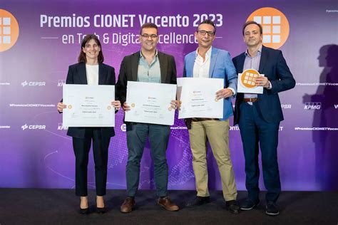 Fotogalería los galardonados en los Premios Vocento CIONET 2023