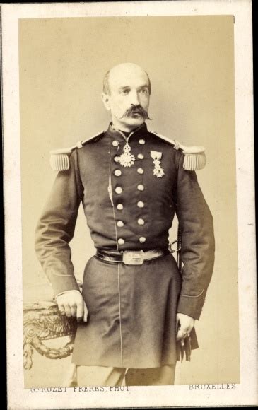 Cdv Belgischer Soldat Uniform Standportrait Orden Epaulette