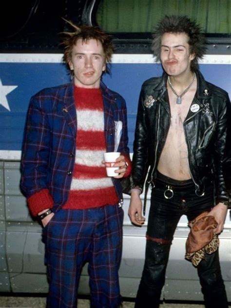 80s And 90s Fashion Punk Fashion Jonny Rotten Sid And Nancy Sex