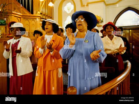 Pentecostal church worship london hi-res stock photography and images ...