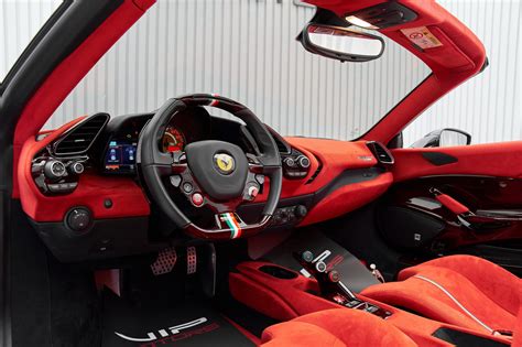 Ferrari Pista Spider Gcc Vip Motors