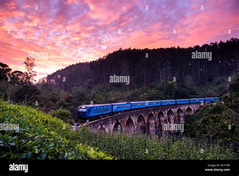 sri lanka train  res stock photography  images alamy