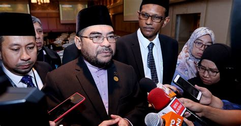 Mujahid: Pas' call for all-Muslim Cabinet absurd | New Straits Times