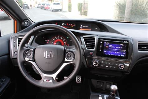 2015 Honda Civic Si Sedan interior 2 - MilesPerHr