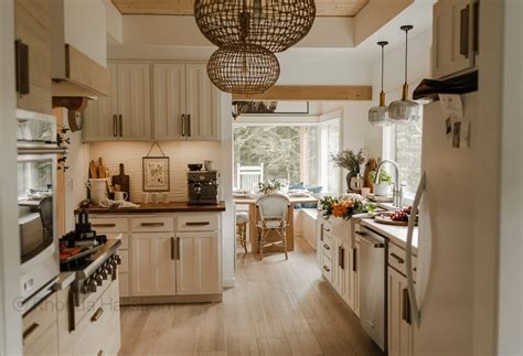 Country Farmhouse Home Tours