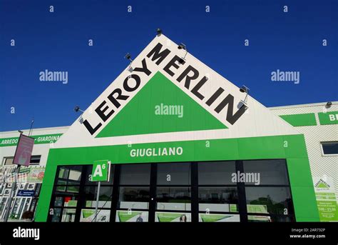 Leroy merlin italy store hi-res stock photography and images - Alamy