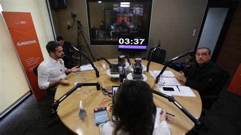 Debate Rs Acusação De Homofobia E Crítica Por Renúncia Marcam Evento