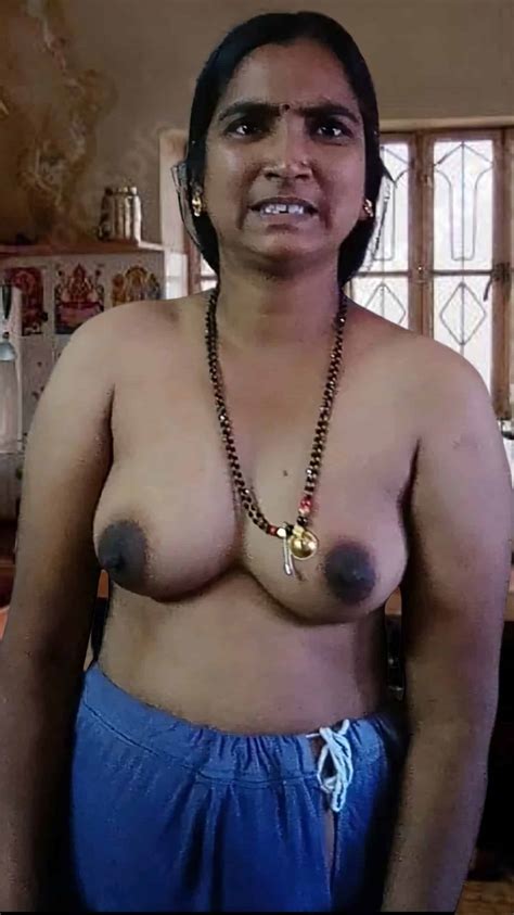 Kannada Aunty Nude Boobs Flash Pics Milf Flashing Pics Real Amateurs