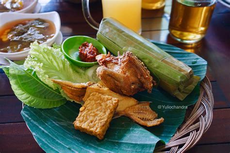 Rumah Makan Pondok Bambu Tirza Terdekat Restoran Dan Tempat Makan