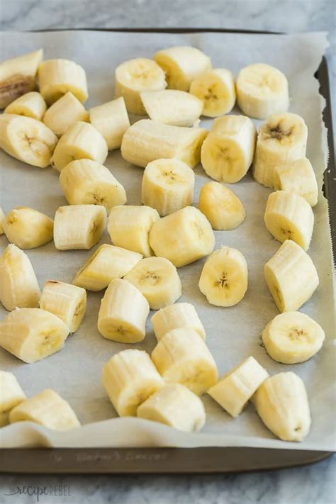 How To Freeze Bananas Video The Recipe Rebel