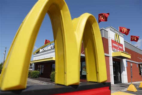 Mcdonalds Linked To Deadly E Coli Outbreak Newsweek