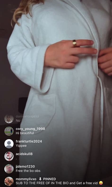 Blond Teen Flashes Tits ThisVid