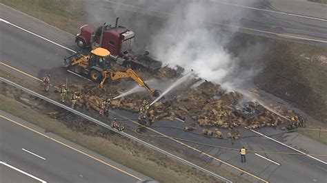 Truck Fire Closes Northbound Lanes Of I 95 In Harnett County Abc11