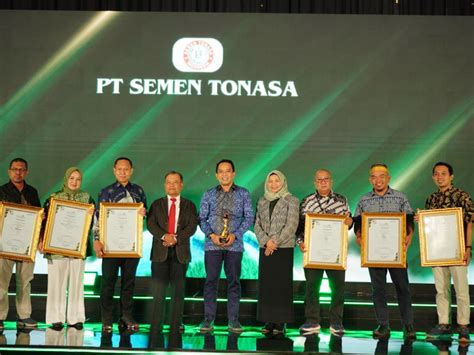 PT Semen Tonasa Torehkan Penghargaan Di Ajang Indonesian CSR Awards