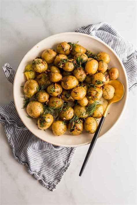 Boiled Red Potatoes With Garlic And Butter Garlic Herb Smashed