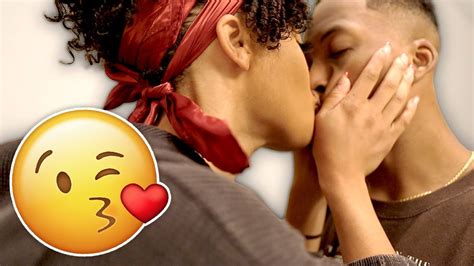 I Can T Stop Kissing You Prank On Girlfriend Youtube