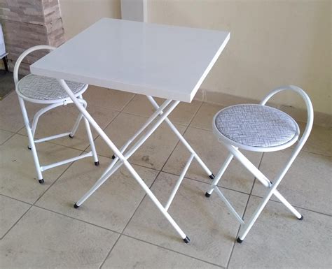 Conjunto Mesa Dobrável Baixa 2 Banquetas Dobráveis Parcelamento