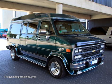 Chevrolet Chevy Van - Information and photos - MOMENTcar