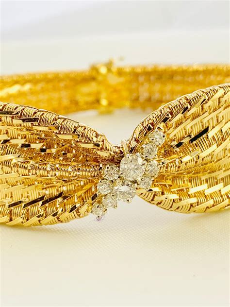 14 Karat Yellow Gold And Diamond Midcentury Tapered Mesh Bracelet At 1stdibs