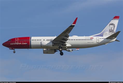 LN NGW Norwegian Air Shuttle Boeing 737 8JP WL Photo By Roland Bibok