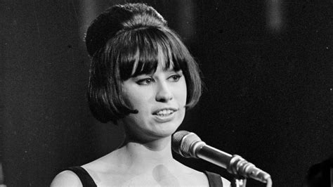Cantoras Da Bossa Nova - Morre, aos 83 anos, Astrud Gilberto, uma das maiores cantoras da bossa ...