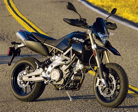 Aprilia Smv Dorsoduro Road Test Review Rider Magazine