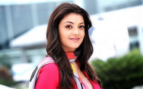 Kajal Agarwal Wallpaper Hd 1600x1000 Download Hd Wallpaper