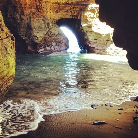 12 Cool Sea Caves in Southern California