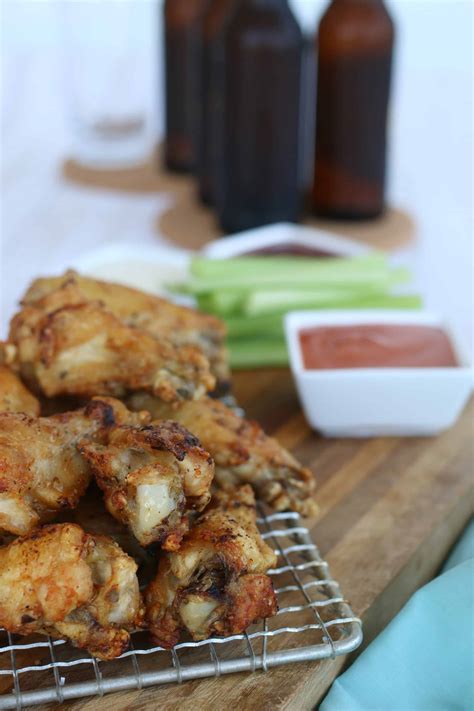 Crispy Air Fryer Chicken Wings (low carb, Whole30) - JZ Eats